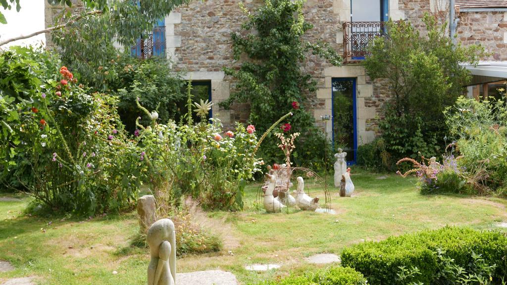 Bed and Breakfast La Cage Aux Oiseaux La Lande-de-Goult Zewnętrze zdjęcie