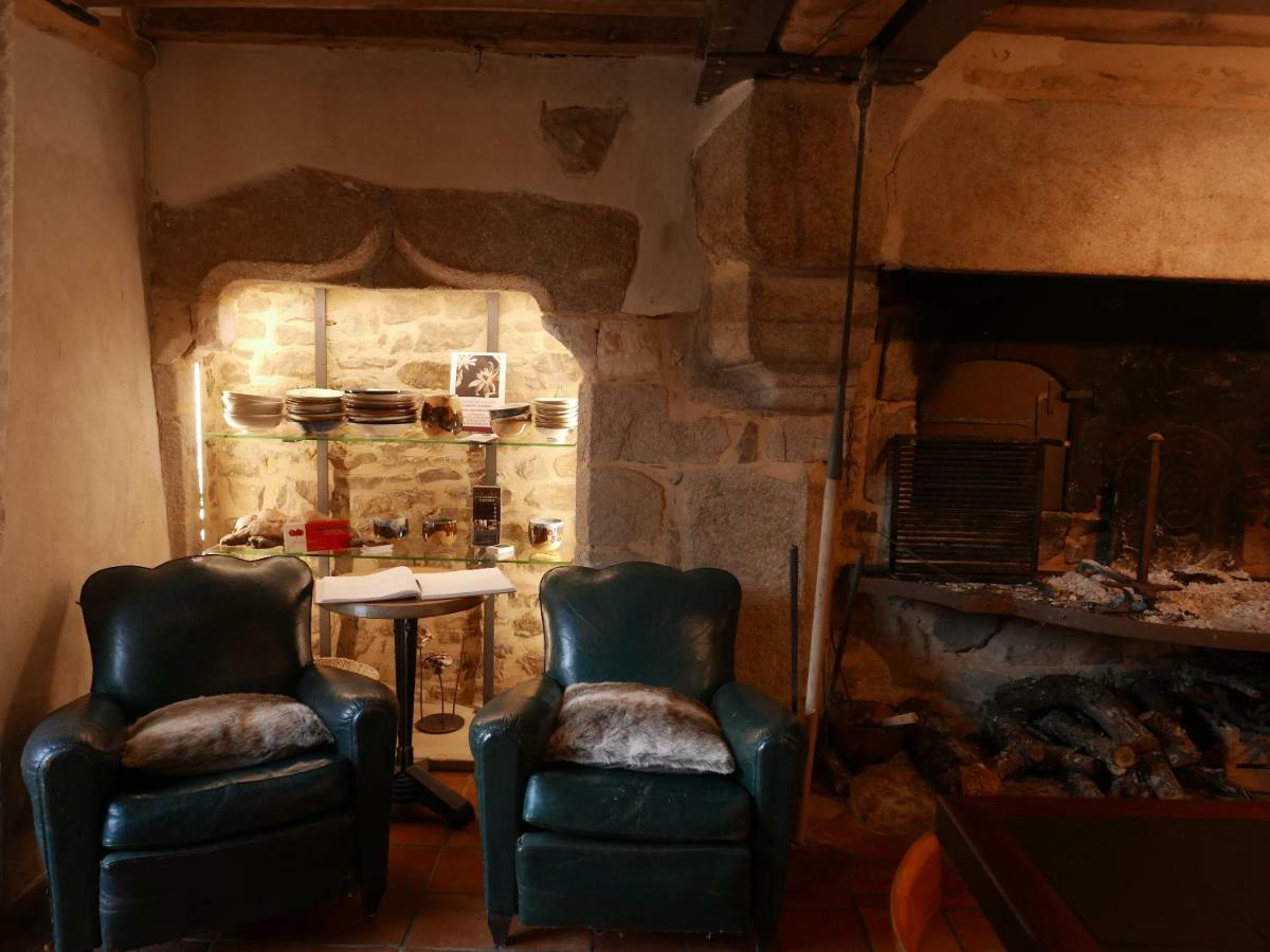 Bed and Breakfast La Cage Aux Oiseaux La Lande-de-Goult Zewnętrze zdjęcie